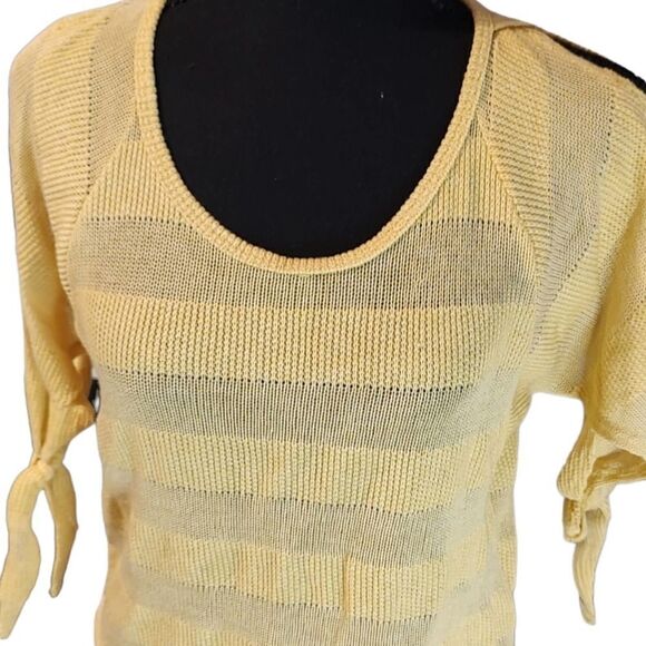 PacSun Kima Yellow Cold Shoulder Top Small - Picture 4 of 5